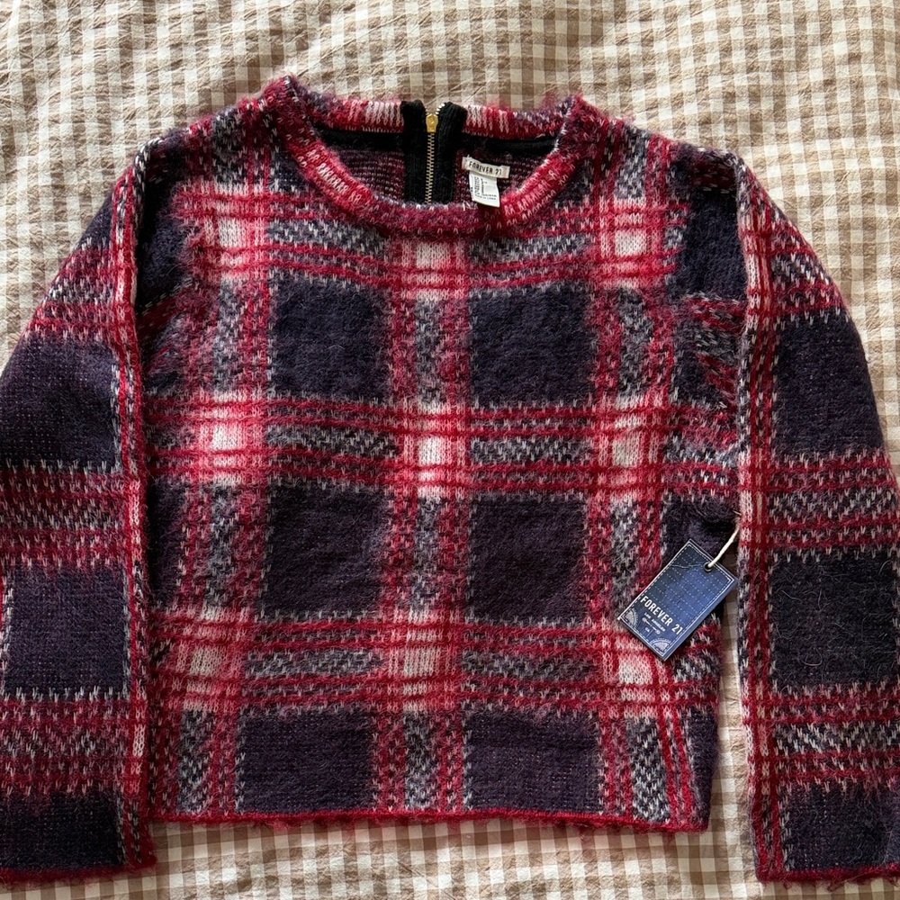 Forever 21 Red and Black Plaid Sweater